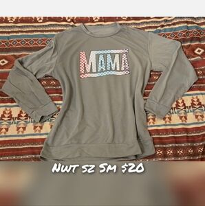 Gray 'MAMA' Graphic Sweatshirt